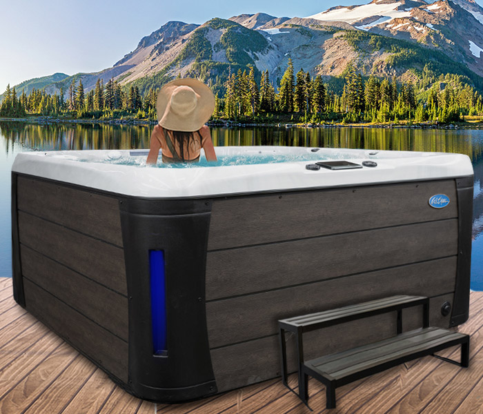 Calspas hot tub being used in a family setting - hot tubs spas for sale Daejeon